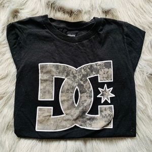 DC boys tee.